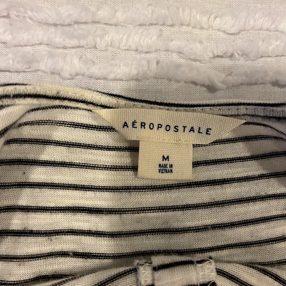 Aeropostale Black and White Striped Flowy Tank - Picture 3 of 3